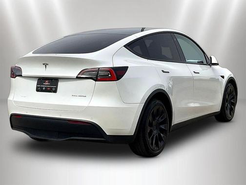 White 2021 Tesla Model Y Long Range