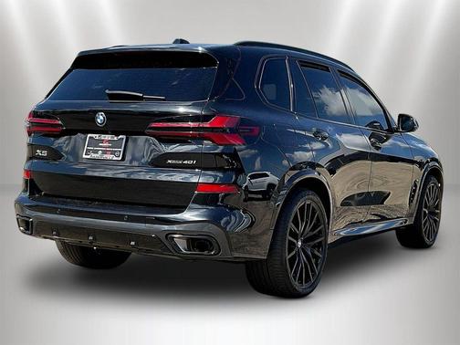 Black Sapphire Metallic 2024 BMW X5 xDrive40i