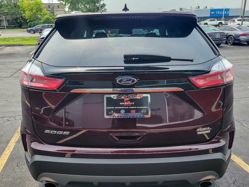 2020 Ford Edge SEL