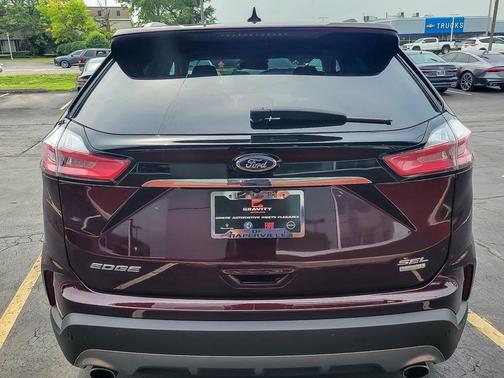 2020 Ford Edge SEL