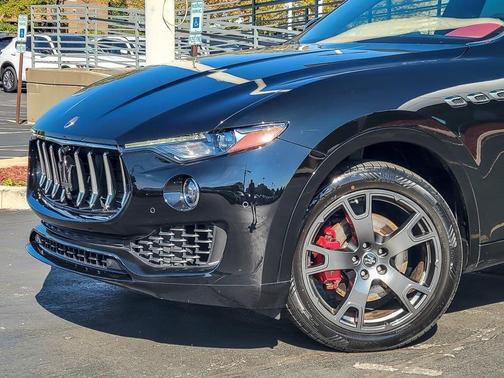 2021 Maserati Levante Base