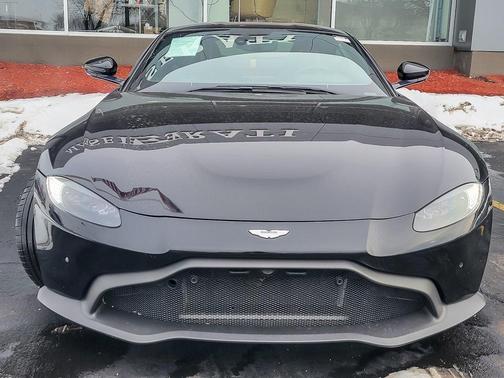 2020 Aston Martin Vantage Base