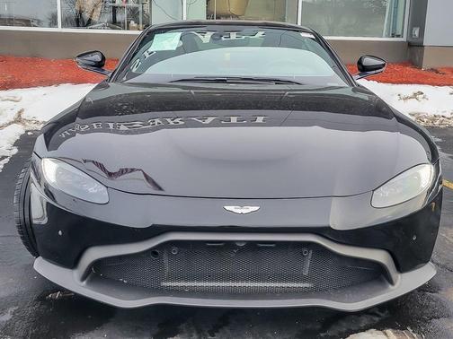 2020 Aston Martin Vantage Base