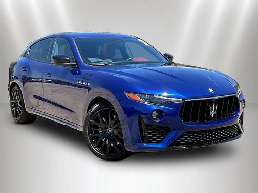 Blu 2022 Maserati Levante Modena