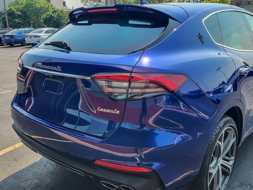 2022 Maserati Levante Modena
