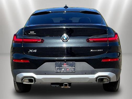 Black 2022 BMW X4 xDrive30i