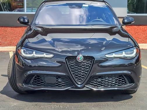 2024 Alfa Romeo Giulia Veloce