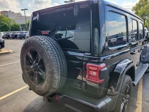 2021 Jeep Wrangler Unlimited Sahara Altitude