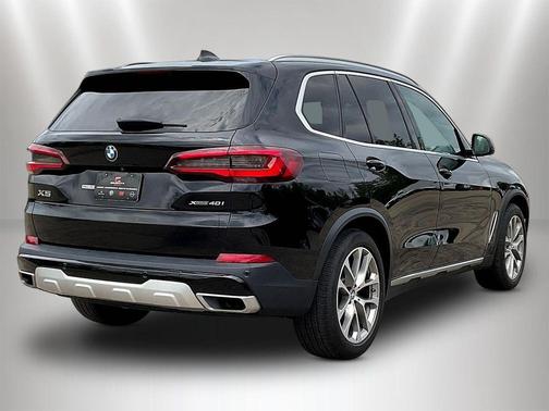 Jet Black 2022 BMW X5 xDrive40i
