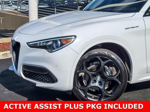 2023 Alfa Romeo Stelvio Ti