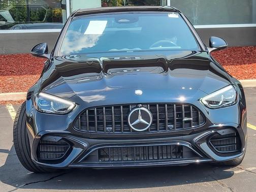 2024 Mercedes-Benz AMG C 63 S E Performance