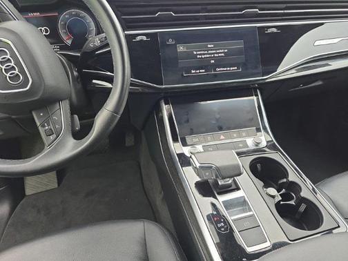 2021 Audi Q7 55 Premium Plus