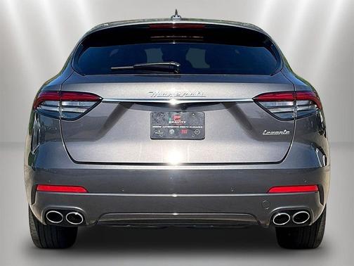 Gray 2023 Maserati Levante GT