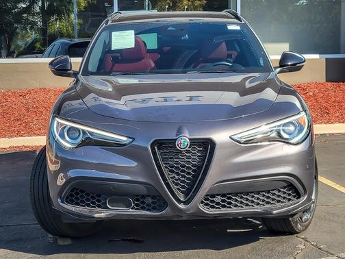 2022 Alfa Romeo Stelvio Veloce