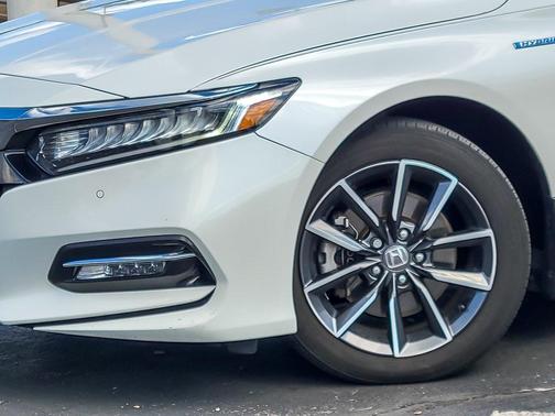 2019 Honda Accord Hybrid Touring