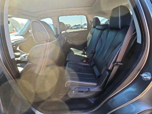 2022 Acura MDX Advance