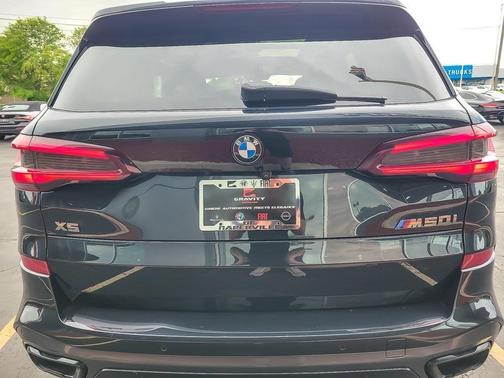 2022 BMW X5 M50i