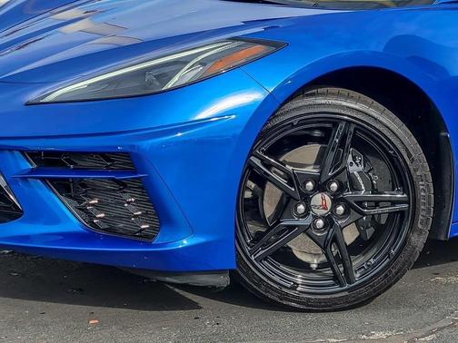 2023 Chevrolet Corvette Stingray w/2LT