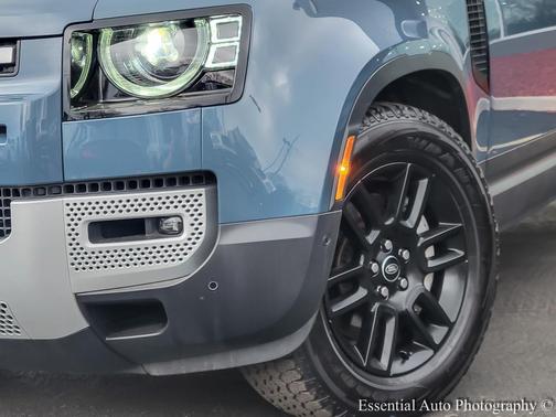 2023 Land Rover Defender 110 SE