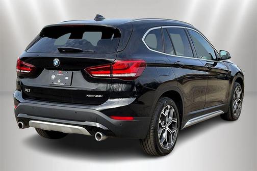 Black Sapphire Metallic 2021 BMW X1 xDrive28i