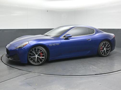 Blu 2024 Maserati GranTurismo Modena