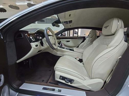 2022 Bentley Continental GT V8