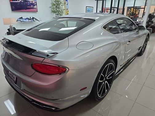 2022 Bentley Continental GT V8