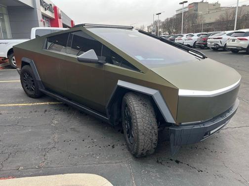 2024 Tesla Cybertruck Base