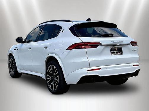 White 2023 Maserati Grecale Modena