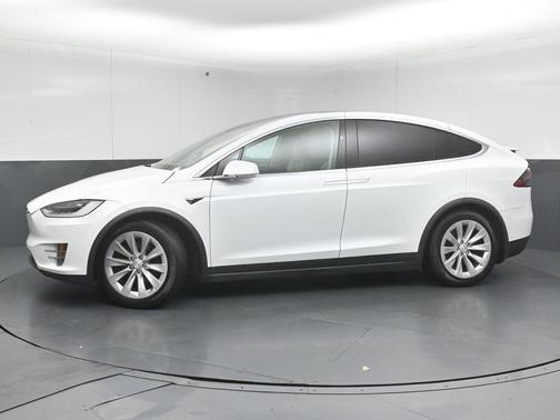 2018 Tesla Model X 75D