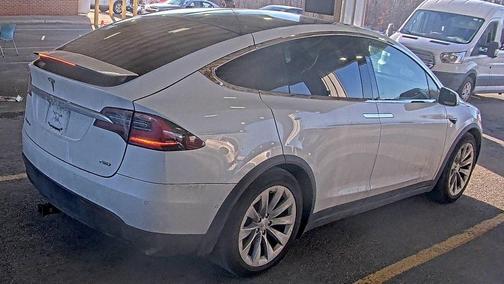 2018 Tesla Model X 75D