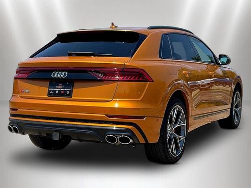Dragon Orange Metallic 2023 Audi SQ8 4.0T Prestige