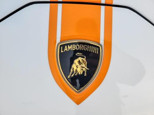 2017 Lamborghini Huracan LP580-2