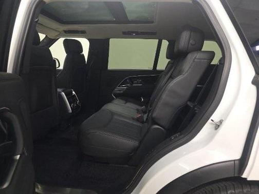 2023 Land Rover Range Rover P530 SE
