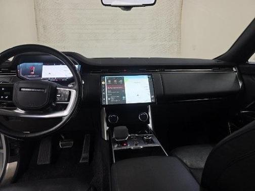 2023 Land Rover Range Rover P530 SE