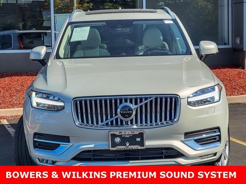 2022 Volvo XC90 T6 Inscription 6 Passenger