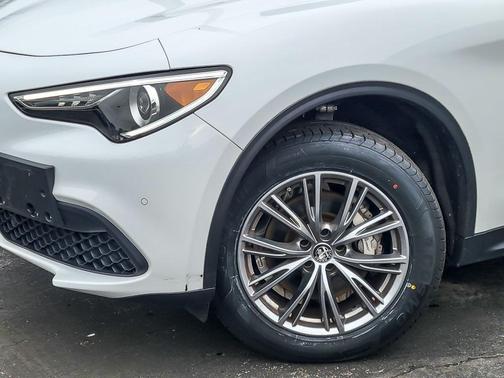 2022 Alfa Romeo Stelvio Sprint