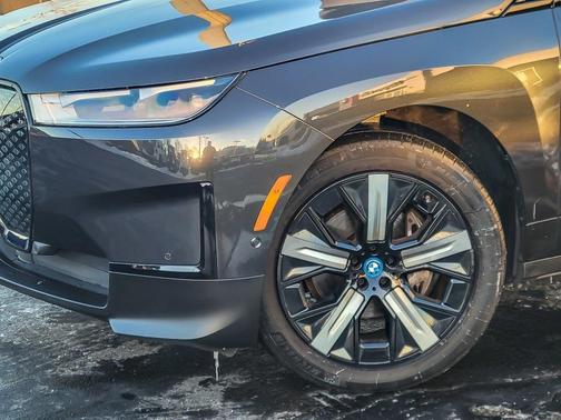 2022 BMW iX xDrive50