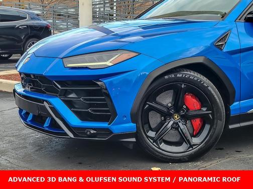 2019 Lamborghini Urus Base