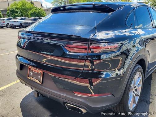 2021 Porsche Cayenne AWD