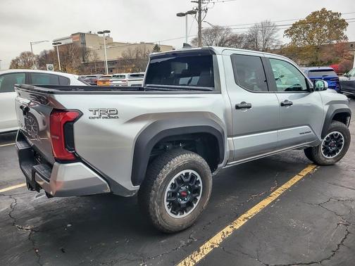 2025 Toyota Tacoma TRD Off Road