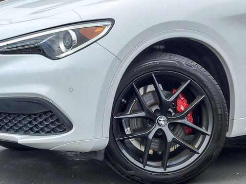 2021 Alfa Romeo Stelvio Ti Sport