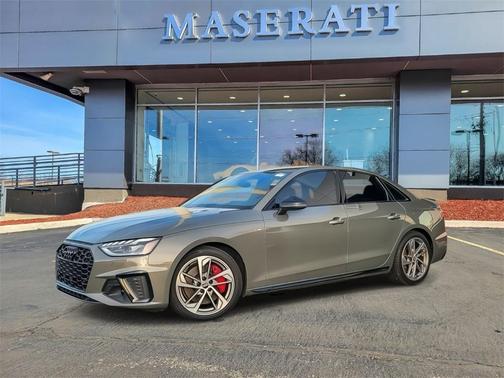 2023 Audi A4 45 S line Prestige