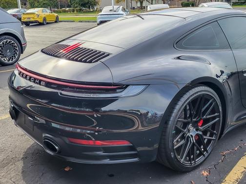 2020 Porsche 911 Carrera 4S
