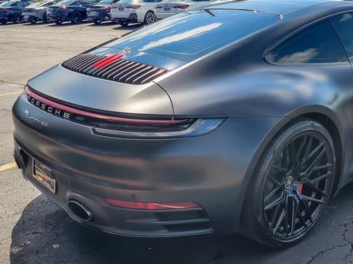 2020 Porsche 911 Carrera 4S