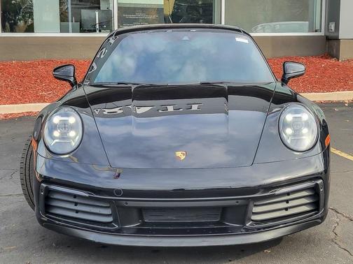 2020 Porsche 911 Carrera 4S