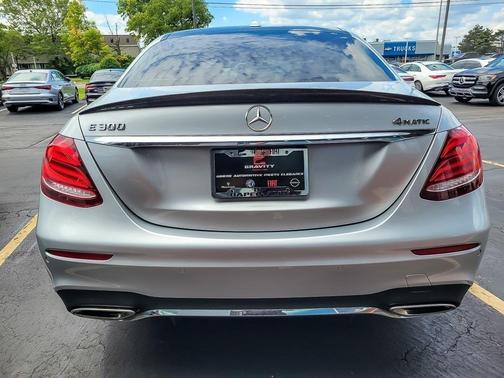 2018 Mercedes-Benz E-Class E 300
