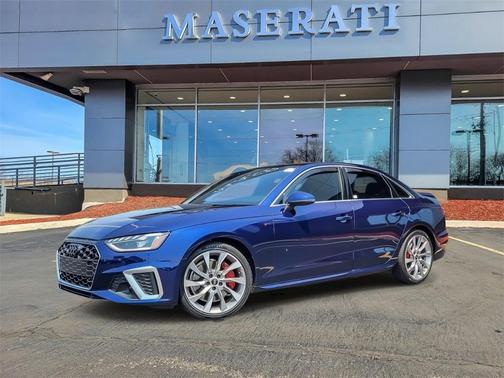 2022 Audi A4 45 S line Premium Plus