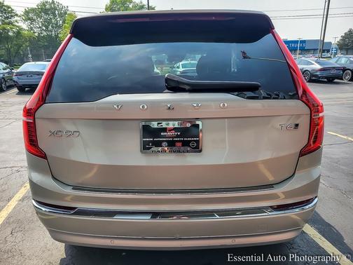 2022 Volvo XC90 T6 Inscription 6 Passenger