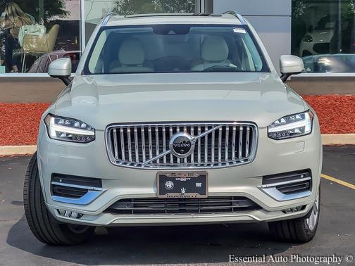 2022 Volvo XC90 T6 Inscription 6 Passenger